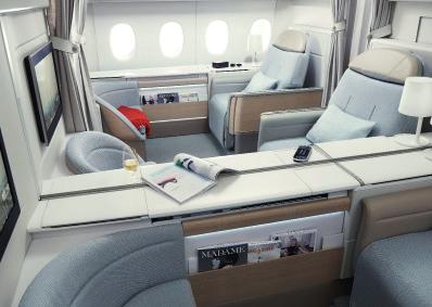 Innovation In its display of French elegance and haute couture references, the VIP spirit of the La Première adorns four exclusive individual suites installed on board Air France s Boeing 777-300