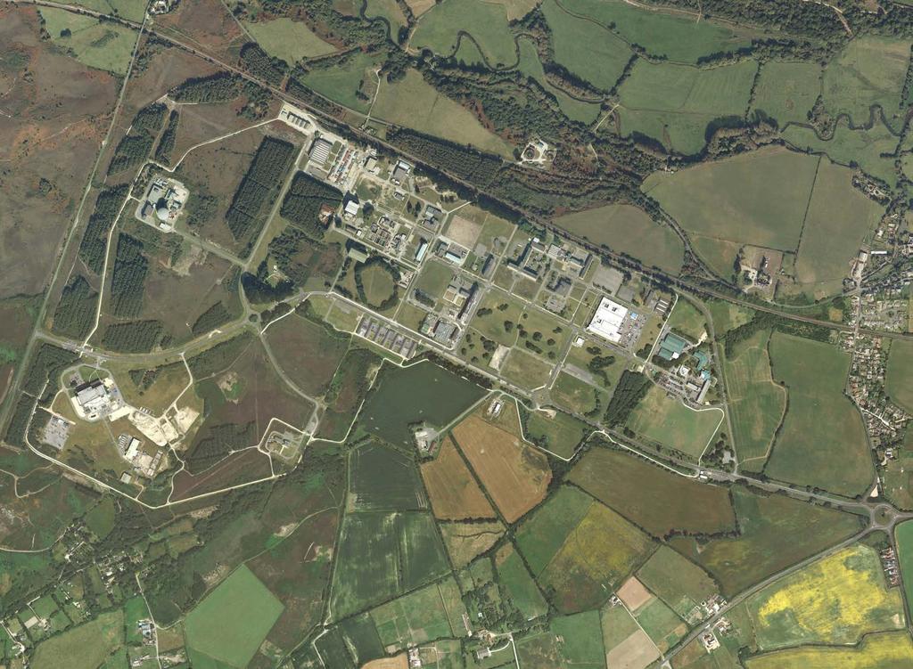 Introduction Site Location Dorset Innovation Park is centrally located in south Dorset, approximately 17 miles west of Poole.