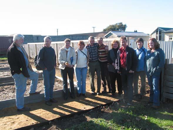 Discussion at the Tasmanian Community Gardening Forums (cont) Ulverstone What makes a successful community garden?