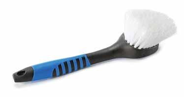 handle gong style brush, soft synthetic bristles with a soft comfort