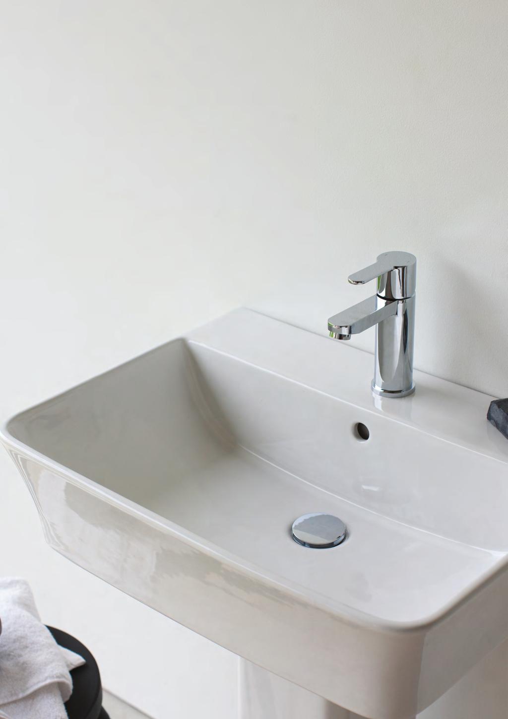 TAPS & ACCESSORIES Each range features extensive options including basin mixers with and without pop-up waste, tall options for vanity basins, mini options for cloakroom uses, bidet mixers, bath