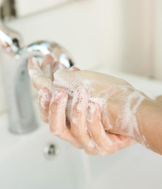 EFFECTIVE HANDCARE MINIMISES CROSS CONTAMINATION AND SUPPORTS A CLEAN AND
