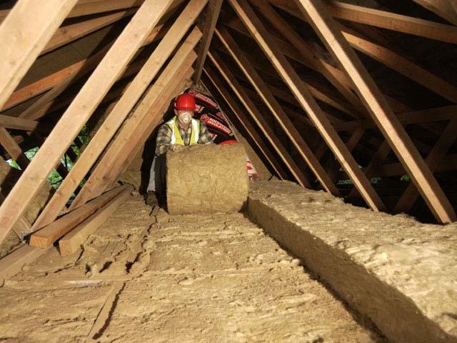 Insulation Offers: Energy Efficiency, Comfort There is nothing you can do that more effectively controls the cost of keeping your home comfortable than insulating it properly.