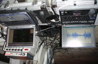 Due to the limitation of bandwidth capacity, only 12 sensing units can simultaneously communicate data to the laptop when the data sampling rate is set to 50Hz, 5 vibration sets of tests are conduced