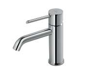 Arquitect package FOLLOWING ITEMS ARE INCLUDED (MIRROR AND LIGHT ARE NOT INCLUDED) 00085 - chrome ROUND. Single lever basin mixer /8". Ø5 mm ceramic cartridge. Length of hoses 65 mm.