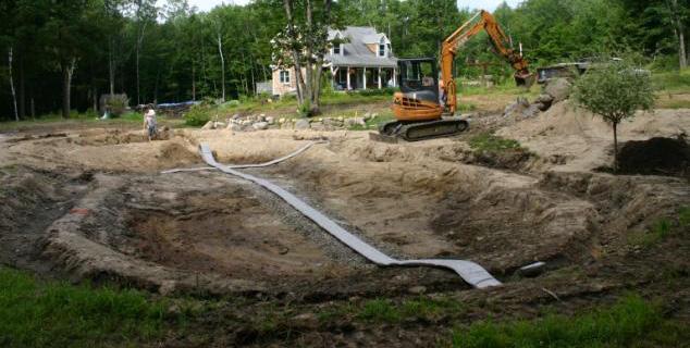 Also, if it doesn t rain but you get lots of sun on your pond during shaping, the sand may not hold the shape you want.