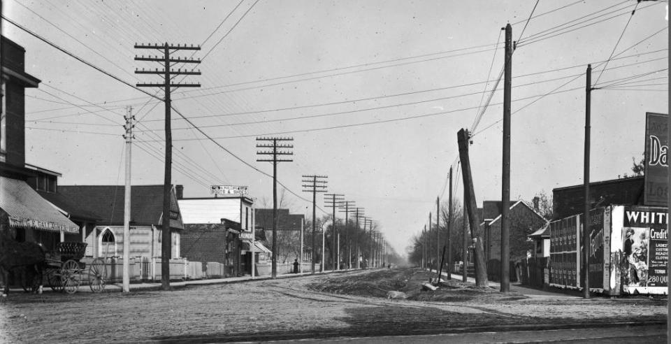 17. North Broadview Avenue from Danforth Avenue, 1908 (detail): showing the pattern of commercial buildings set on the