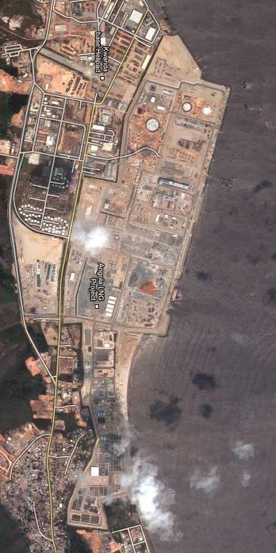 Example in West Africa Greenfield LNG plant needed security solution protecting 14Km site and 7,500 workers for construction phase and normal operation Scope of responsibility Perimeter Protection,