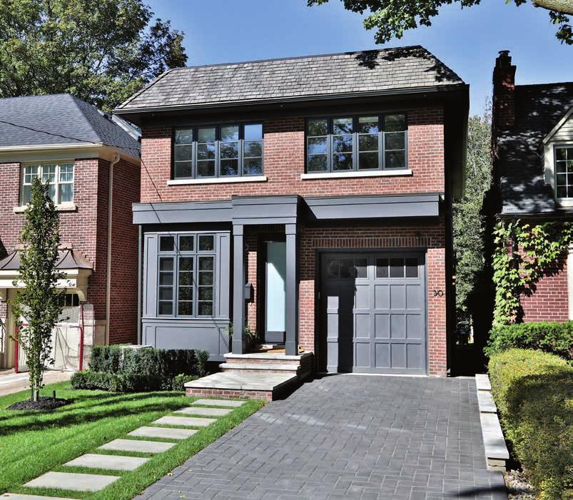 30 RUMSEY ROAD Designer's own custom built home in a prime South Leaside location. Excellent layout and level of finish with great ceiling heights and an abundance of natural light throughout.