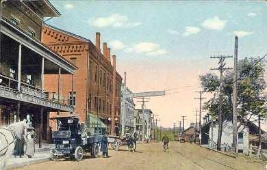 1) Impetus for the Study Existing Conditions Windsor Locks had a classic Main Street before the train station was moved out of downtown and urban redevelopment completely changed its character.