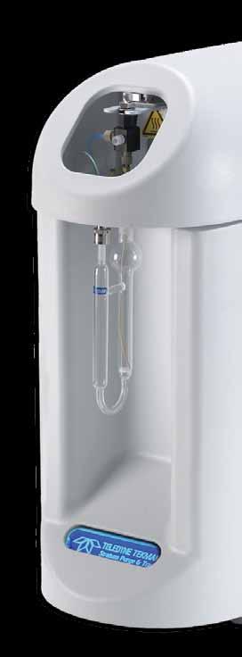 Water can cause chromatographic interference as well as hinder the performance of the detection system. The dry purge feature allows for drying gas to pass through trap to remove excess water.