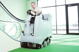 The advanced battery-powered AX 650 is a walk-behind extractor that can be used either for deep-cleaning restoration work or for interim maintenance cleaning.