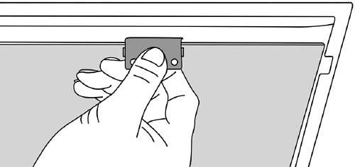 User Instructions 3.8 Carefully tip the glass forward and lift out of the lower tray to remove from the appliance, see Diagram 17.