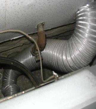 ~ 103 ~ Connections Ducts should not be