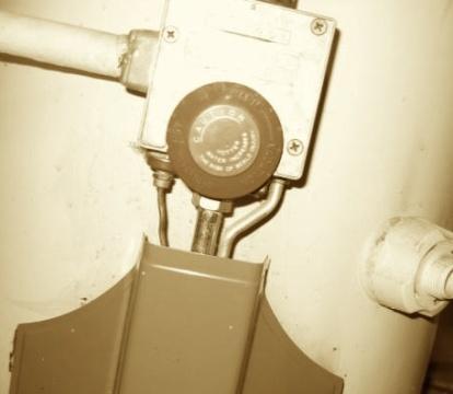 ~ 49 ~ Fuel Shut-Off Valves or Electric Disconnect A fuel shut-off valve is required for all fuel-fired water heaters. An electric disconnect should be installed for all electric water heaters.