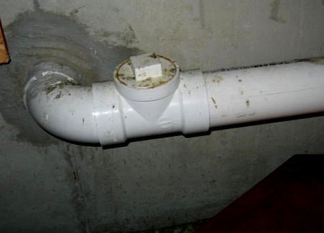 ~ 78 ~ SECTION 7: SANITARY DRAINAGE General Comments and Testing Standards Modern plumbing, including proper sanitary drainage, is one of the reasons that diseases