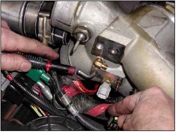 999.5-2003 7.3L Excursion & 4. Unplug any remaining hoses and electrical connections from the x-section pipe.