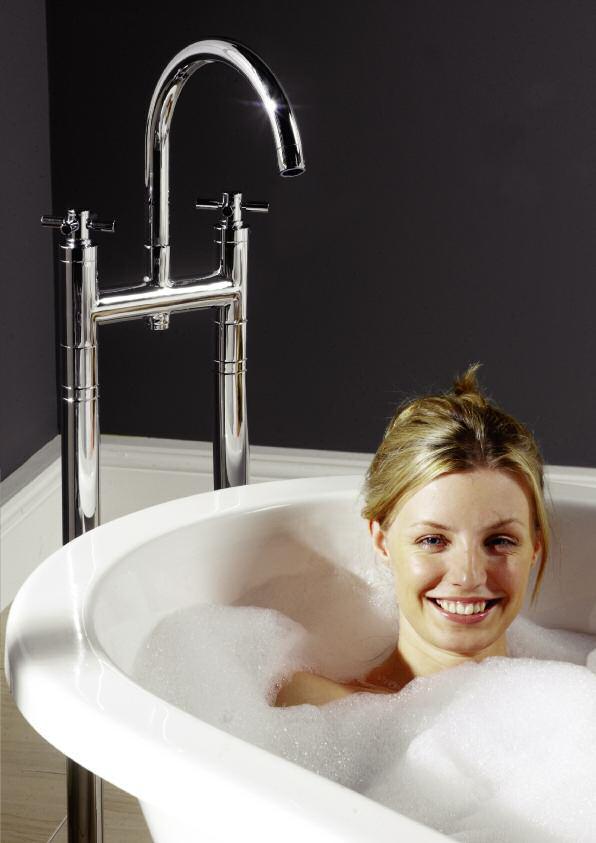 Bath Filler TEX353 with Minimalist Standpipes DA313 518 TEC CROSSHEAD Tec fittings with crosshead handles introduce a timeless symmetry, an echo of the past yet as new as tomorrow.