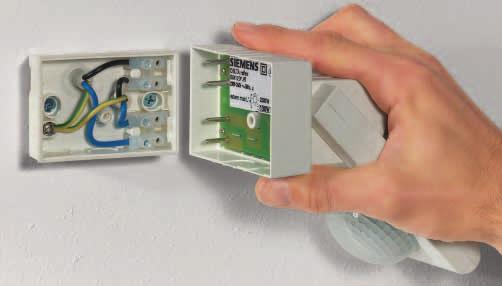 The four connecting pins establish the connection between the motion detector and connecting cables. 3.