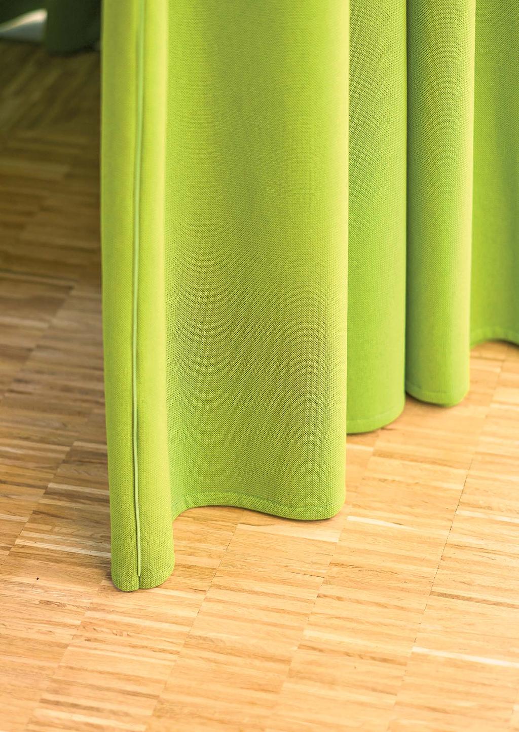 Vibrasto acoustic curtains Vibrasto acoustic curtains may be joined together thanks to the zips inserted into their side seams, making them adaptable to spaces of all dimensions.