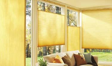 Operating Systems Applause honeycomb shades Below are some of our most popular operating systems. Combination Wand/Cord Single control to traverse the fabric and rotate the vanes.