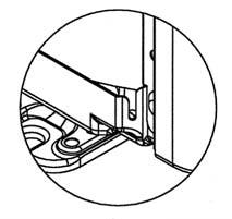 2) Remove the flange nut fixing the fan motor and the propeller. Flange nut is loosened by turning clockwise.