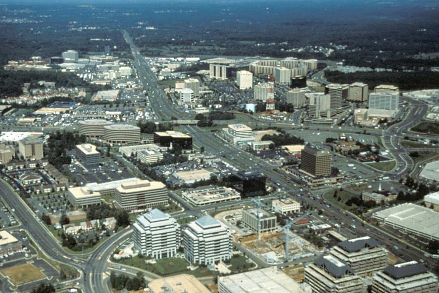 Tysons Corner, VA Suburban Transformation America s first edge city 12 th largest employment center in US Includes largest mall