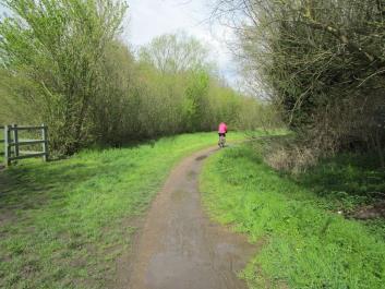 Waterbeach Greenway Option 1 Map 5.1 24. Ramp up to Clayhithe Road. Surface existing path.