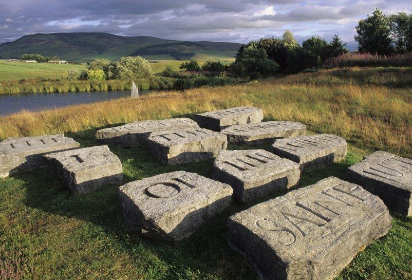 Task 3 The most famous sculpture at Little Sparta is probably the one in the picture below. The words read THE PRESENT ORDER IS THE DISORDER OF THE FUTURE.