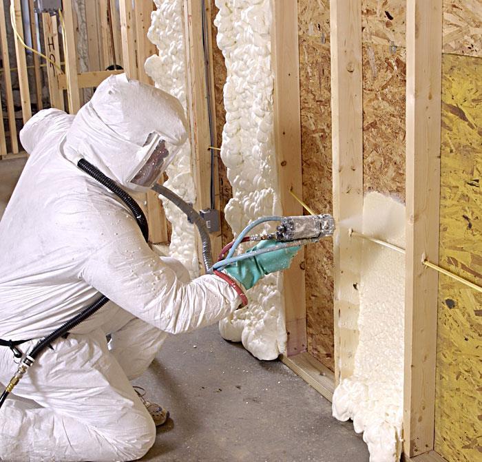 For use with both ½ pound and 2 pound polyurethane foam insulation.
