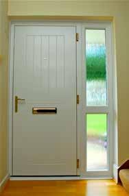 Composite Doors A traditional appearance featuring modern technology This beautiful moulded and richly grained exterior surface has the look and feel of traditional timber without its environmental