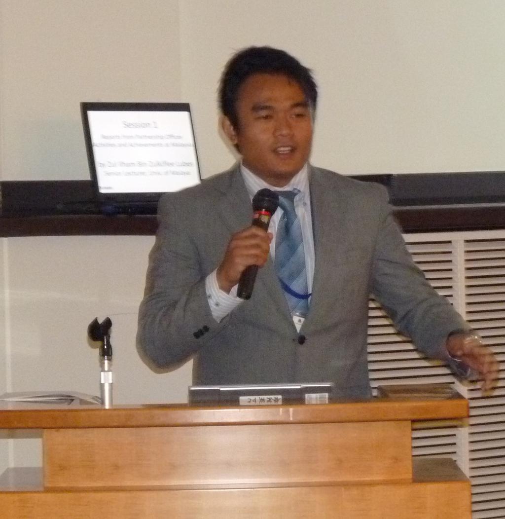 Shigeo Fujii together with the signing of memorandum of understandings between overseas field campuses