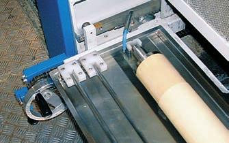 8 Printing blanket washing device with high quality brushes