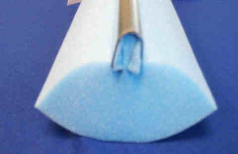 FS608 FS601 UltraMOP SW is a self-wringing mop head refill designed for wet mopping procedures in sterile and controlled environments.