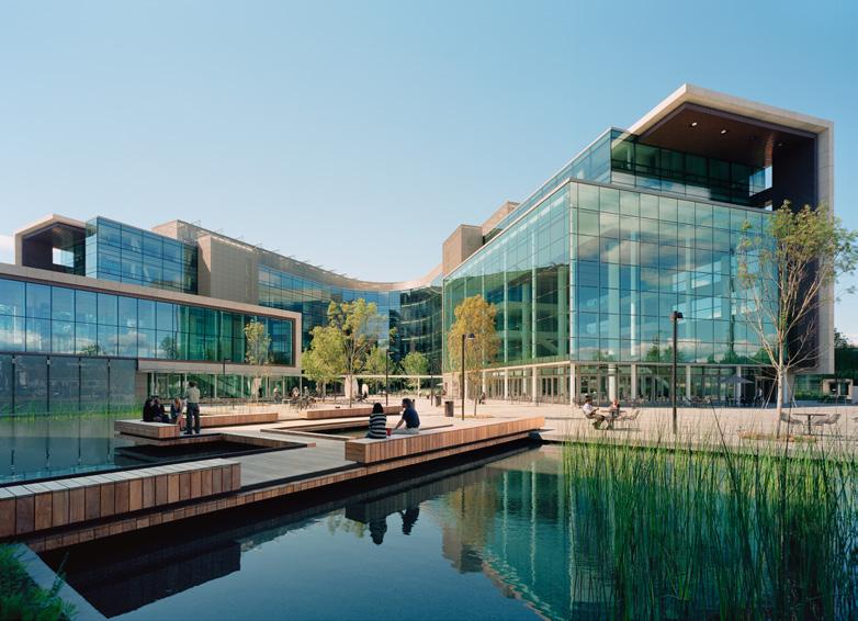 photo: Timothy Hursley Located in the heart of downtown Seattle, Washington, the Bill & Melinda Gates Foundation headquarters consolidates operations for the world s largest private foundation,