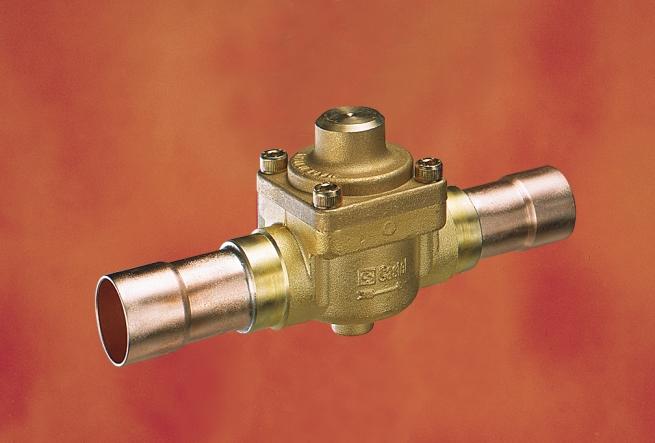 INSTALLATION Valves must be mounted so as to have the flow in line with the