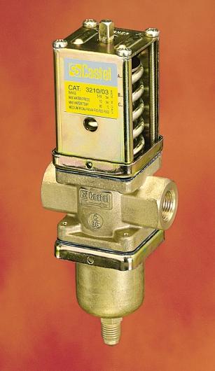 WATER REGULATING VALVES 40 APPLICATIONS The water regulating valve, employed with condenser fed with either main or well water, keeps the condensation pressure constant at the previously set value by