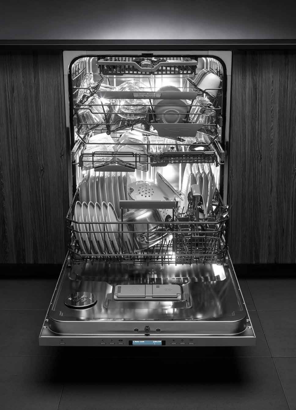 5 / 5 AU Star ratings: Energy / Max water rating*** Our dishwashers are the largest ones on the inside but not on the outside. You don t have to worry that they won t fit into your kitchen.