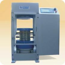 CONCRETE Full Automatic Concrete Compression Test Machine Product Code: UTC - 4320 & UTC - 4420 Standards: EN-12390-4, BS 1881, ASTM C-39 The UTEST automatic range of 2000 kn and 3000 kn capacity
