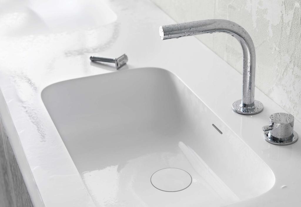 tapware made in Italy Proudly presenting pure 2 & opus 2 Italian-made tapware collections, combining unique spout designs with a highly sensual water experience, at low consumption.
