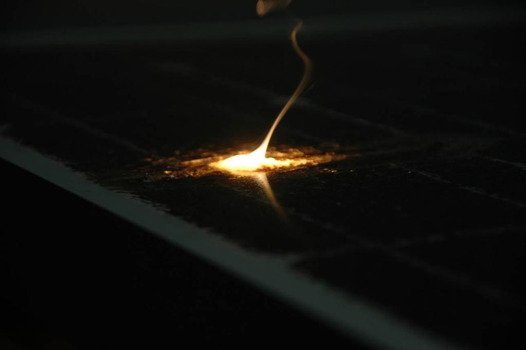 Arcing Experiments at PV Modules Observations for risk estimation Connection Cell-Cell Damage is high since long