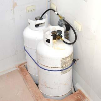 GAS/PROPANE Fuel Tanks Your houseboat has a port, starboard and a toy fuel tank. The Port tank is for the Port engine and the generator. The starboard tanks are for the starboard engine and the toys.