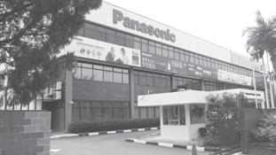 W A R R A N T Y C A R D Panasonic Service Centre / Pusat Servis Panasonic Kindly register your product warranty online at: http://club.panasonic.com.