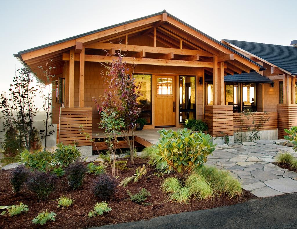 Modern Craftsman maintains the charm of Craftsman, a quintessential 20th century