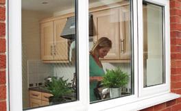 Casement Windows Our casement windows have a push button catch or key lock. To open turn the key if locked or push button and turn the handle.