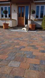 Plasmor expects the paving contractors and householder to inspect packs of product prior to laying and in the unlikely event that any pack of product reaches you in an unsatisfactory condition, the