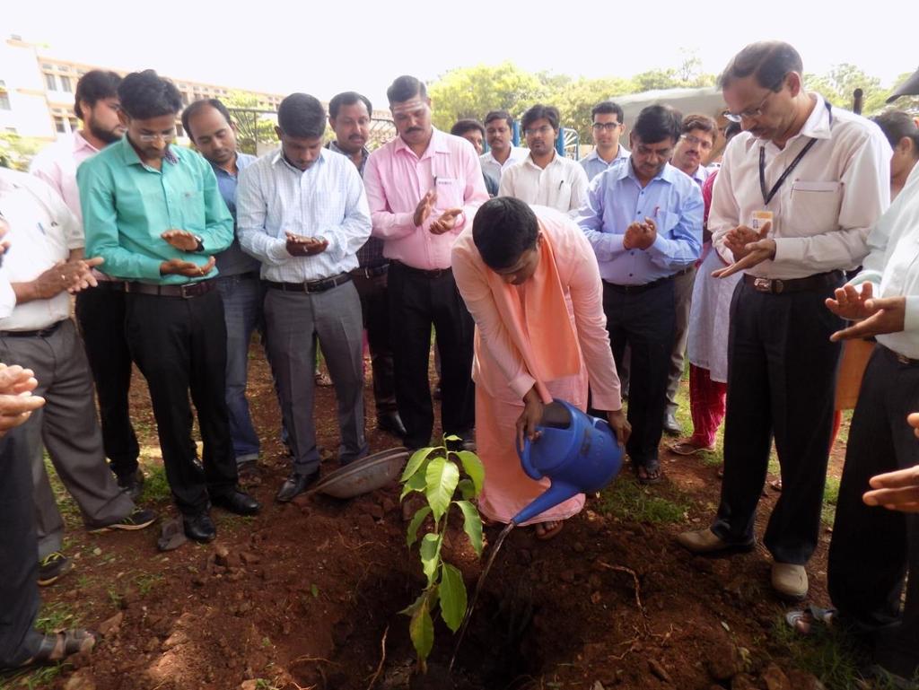 World Environment Day World Environment Day was organized by Civil Engineering Department by Prof. Rahul R Bannur & Dr. B. R. Patagundi, HOD of Civil Engineering, on 05/06/2017.