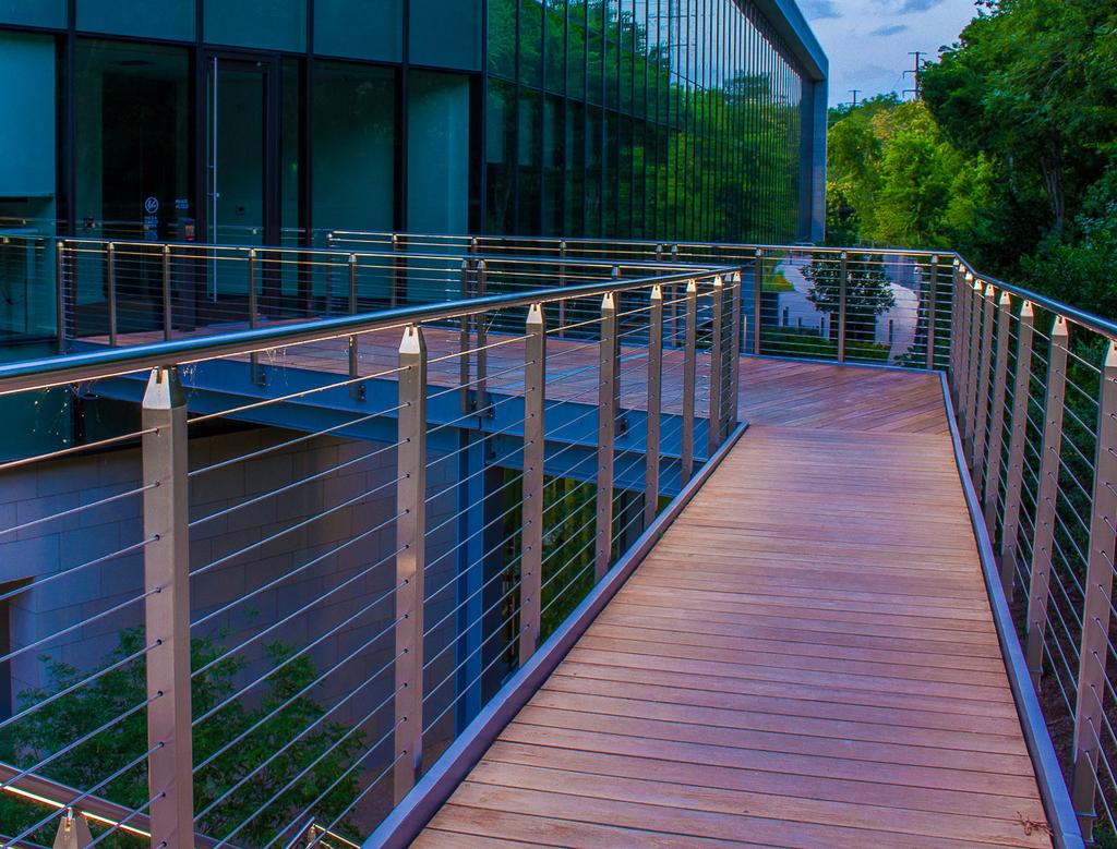 PRODUCT: IRAIL ROSS PEROT OFFICE BUILDING & THE KATY TRAIL DALLAS, TEXAS Right in the heart of Dallas, the new Perot offices brings a rich history and and a family business together right in between