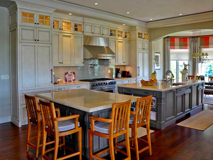 Elmwood Cabinets Climate Consideate Ou Design Team will help you select doos and mateials that will stand up to coastal climates and esist waping and coosion.