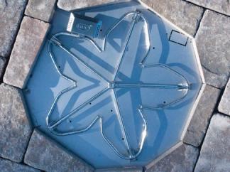 Decorative Glass Application 1) Install your fire pit per instructions.